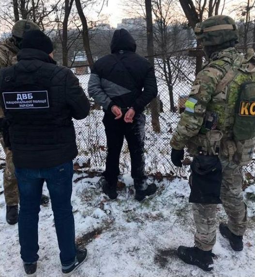 Групу рекетирів затримали на Буковині, - Нацполіція 02