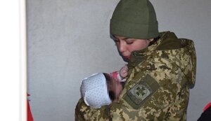 Громадяни Китаю намагалися вивезти до Румунії двох немовлят. ФОТО