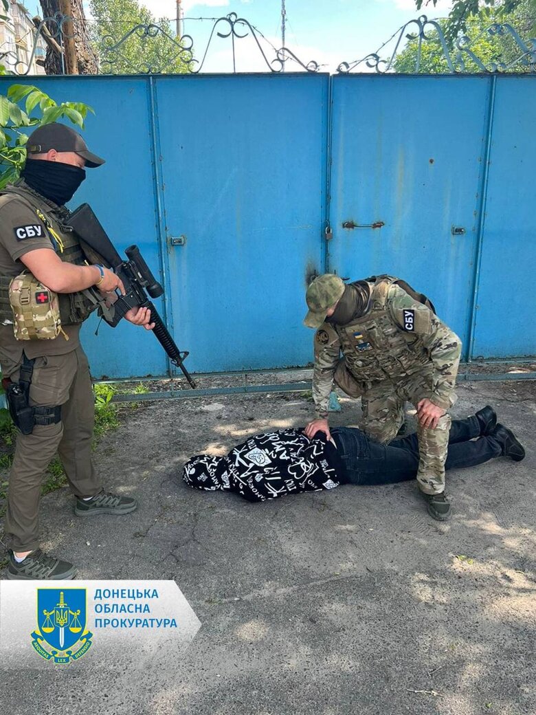 Розкидав саморізи для сповільнення колон ЗСУ під час боїв за Лиман: Зрадника засудили до 15 років тюрми, - СБУ 02