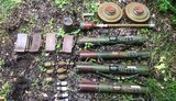 Тысячи единиц оружия и более 200 кг взрывчатки: с начала года на востоке Украины обнаружили десятки тайников, принадлежащих НВФ, - СБУ. ФОТОрепортаж