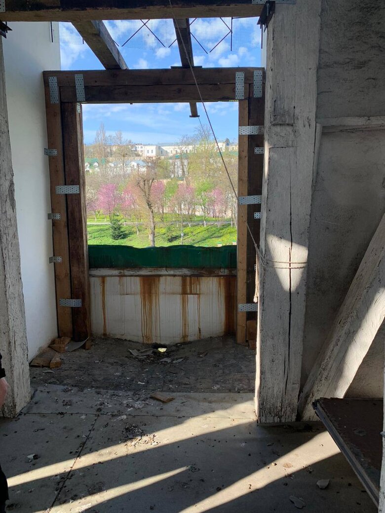 Комісія Мінкульту виявила чергові пошкодження об’єктів культурної спадщини у Лаврі 07