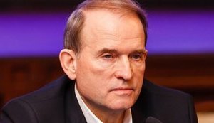 Суд отказался вернуть государству земли под имением Медведчука