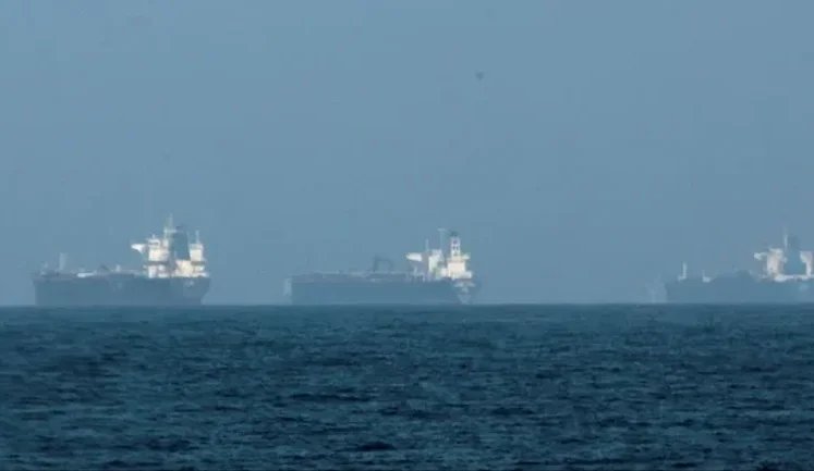 Иран готов открыть Ормузский пролив для стран, которые вышлют послов США и Израиля