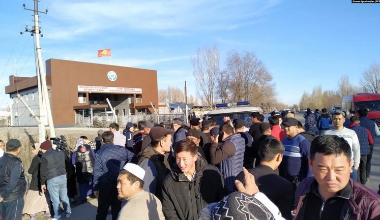 10 people killed, 40 injured in mass riots in southern Kazakhstan. VIDEO&PHOTOS