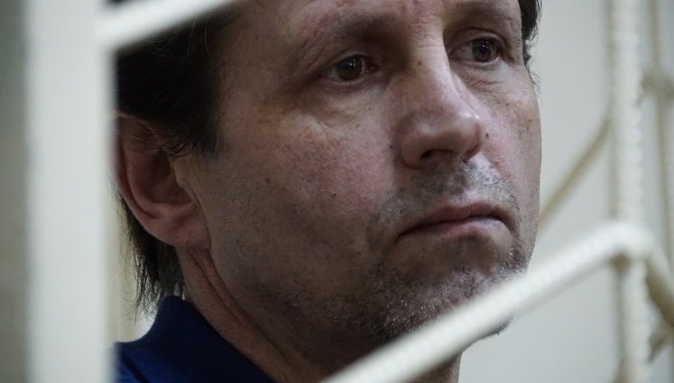 Болять нирки, посилилися набряки. Незалежного лікаря до нього не пускають. Нам вдалося лише передати йому нові окуляри, - адвокат Дінзе заявила про погіршення стану здоров'я Балуха