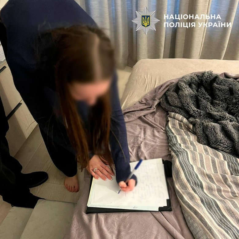 Поліція Києва притягнула до відповідальності трьох шанувальниць російської музики