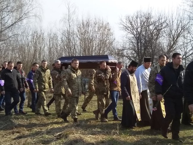 Украинского воина 58-й ОМБ Владимира Черненко похоронили 6 марта на Черниговщине 01