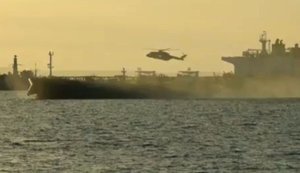 Кадри абордажу танкера "тіньового флоту" РФ британськими командос у Ла-Манші за наказом Стармера. ВIДЕО