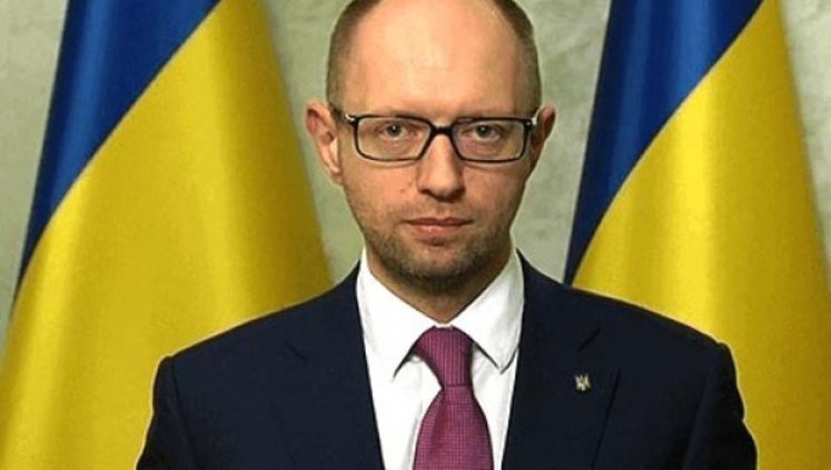 Яценюка намагалися затримати в аеропорту Женеви за запитом РФ про "звірства в Чечні"