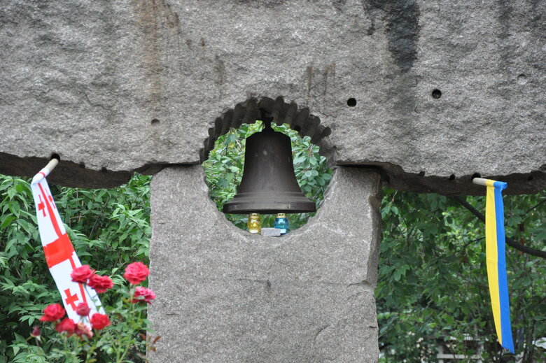 У Києві відбулося поминальне богослужіння за загиблими українськими журналістами 10