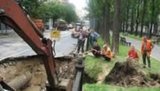 Евро-2012. День первый: в центре Киева провалилась проезжая часть. Движение ограничено. ФОТО