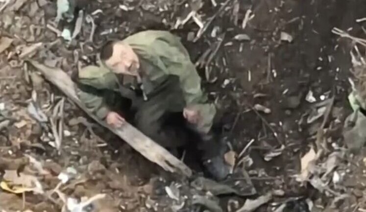 They did not let pants be put on: fighters with help of drone destroyed occupier who desecrated Ukrainian land. VIDEO