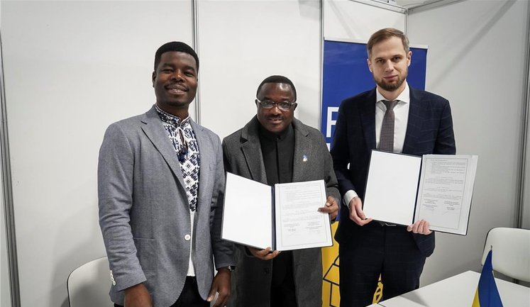 Україна домовилася про створення першого агрохабу в Африці. Для чого це потрібно?