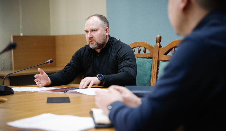 New Head of State Financial Monitoring Pronin brings family friend, photographer, former McDonald’s employee, and people from his previous workplace into his team – Bihus.info. VIDEO