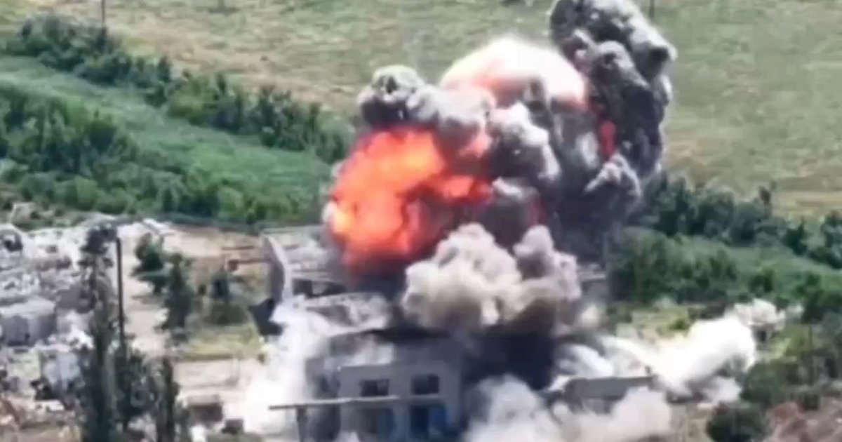 Українська авіація авіабомбами GBU-39, JDAM-ER та AASM HAMMER уразила 17 місць скупчення рашистів. ВIДЕО