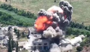 Ukrainian air force struck 17 Russian troop concentrations with GBU-39, JDAM-ER and AASM HAMMER air-to-ground bombs. VIDEO
