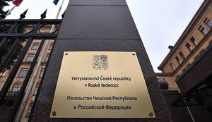 Росія обмежує дипломатичним представництвам недружніх держав наймання співробітників із РФ