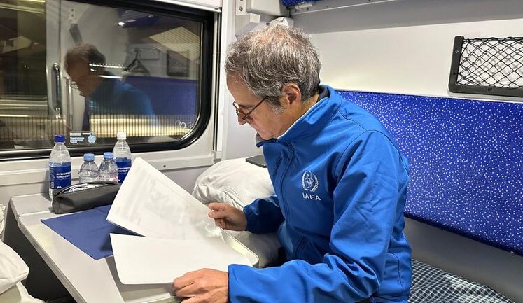 Гроссі повідомив, що розпочав свій візит до України: відвідає підстанцію "Київська". ФОТО