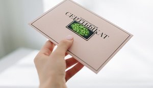 Українцям пояснили, коли потрібно сплачувати податки з подарункового сертифікату