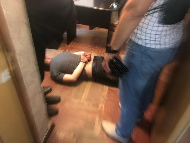 Майор полиции на Кировоградщине погорел на взятке в 25 тыс. грн, - СБУ 01