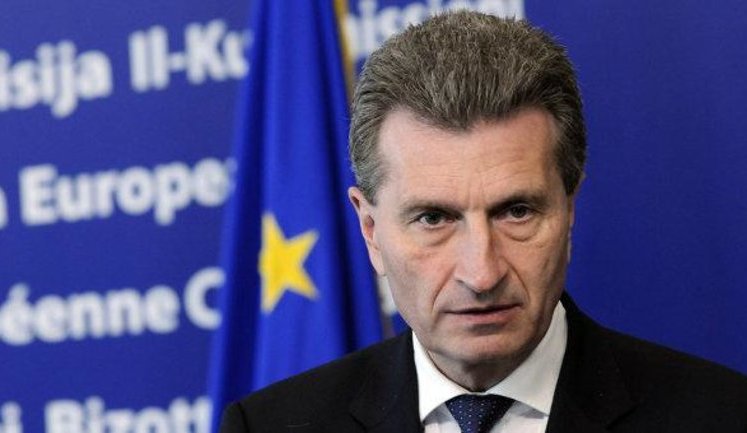 Зупинити будівництво "Північного потоку-2" вже не вдасться, - єврокомісар Еттінгер