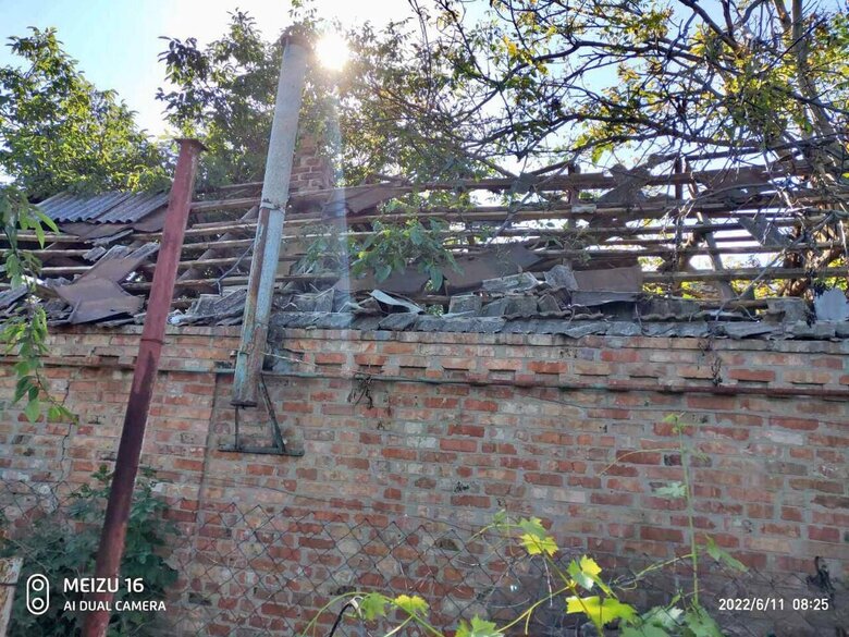 Рашисты в очередной раз обстреляли жилые дома на Запорожье, травмирован гражданский, - ОВА 01