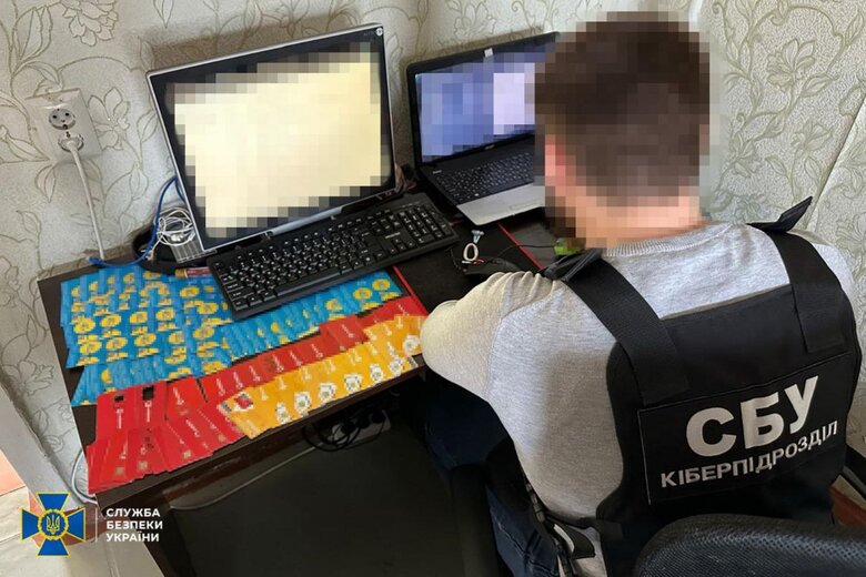 Пропагандистов и хакера задержала СБУ на Полтавщине