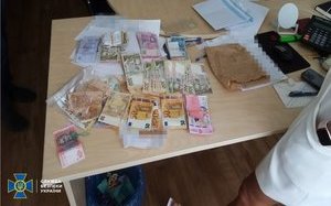 СБУ разоблачила схему вымогательства денег по несуществующим онлайн-кредитам под 1500% "годовых": пострадали более 60 тыс. человек. ФОТОрепортаж
