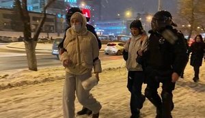 Антивоєнні акції росіян на підтримку України. Активістів затримують