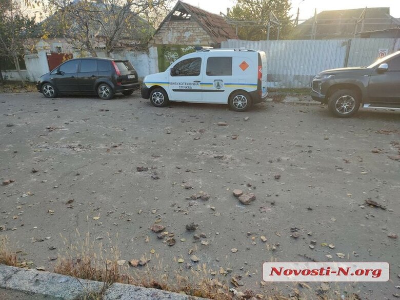 В Николаеве взорвали обелиск Родина-мать 03