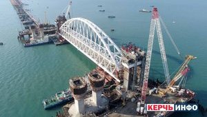 Russia makes bold move to try to solidify control over Crimea