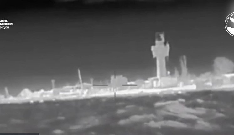 Морские дроны Magura с FPV поразили два радиолокационных объекта РФ в Крыму, - ГУР