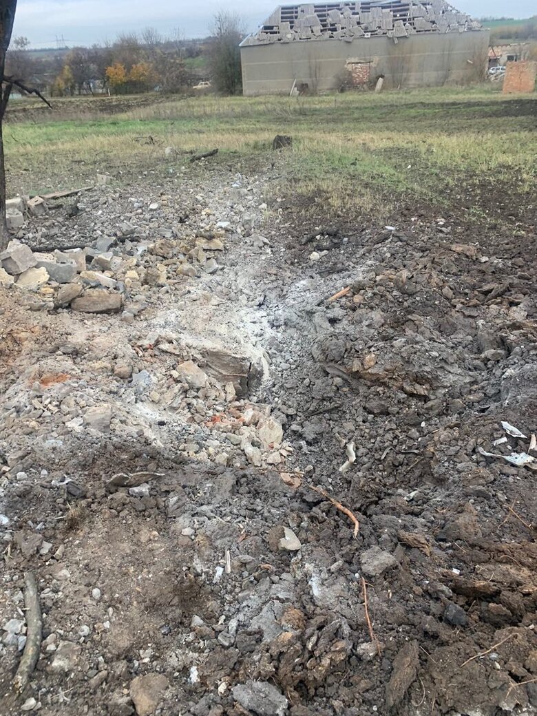 Russians hit village in Zaporizhzhia district with S-300 missiles 04