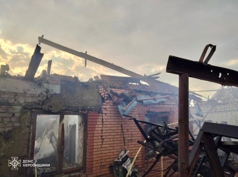 Обстріли Херсонської області 30 червня - фото наслідків
