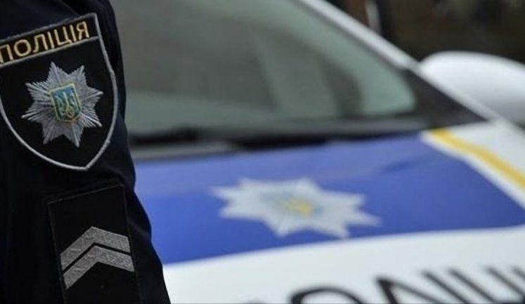 Житель Одещини катував військового та відібрав у нього компенсацію за поранення