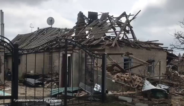 Russians fired phosphorous bombs at Hulayipole in Zaporizhia region. VIDEO