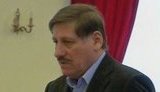 Столичная власть решает, отправлять ли на штрафплощадку брошенные в снегу авто. ВИДЕО