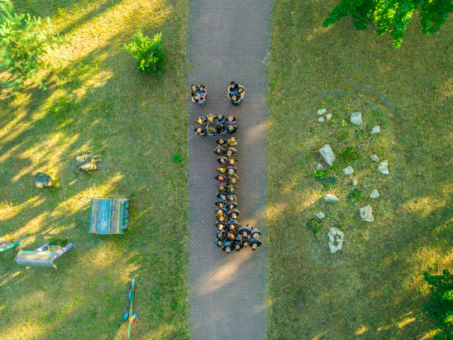 Автор проєкту Ukraїner Богдан Логвиненко: Люди живуть на цій землі, слухають російський реп, стежать за виборами в Америці, а що відбувається поряд - часто не знають 09 Автор проєкту Ukraїner Богдан Логвиненко: Люди живуть на цій землі, слухають російський реп, стежать за виборами в Америці, а що відбувається поряд - часто не знають 09