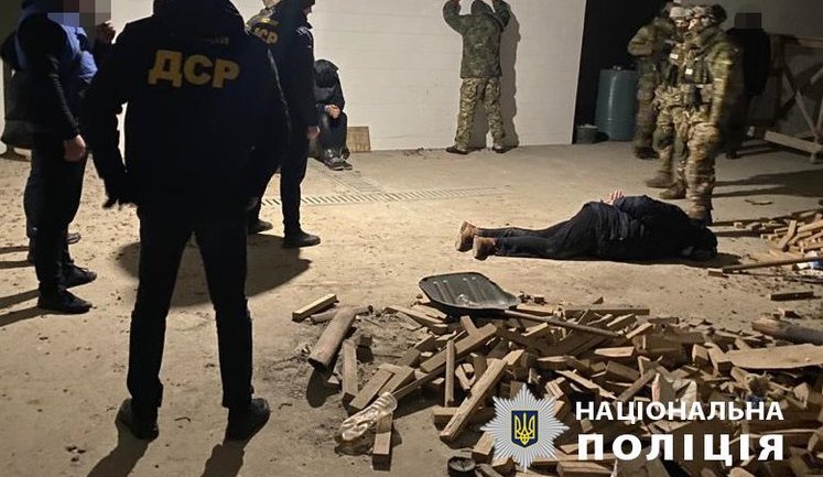 Викрадення людей і похоронні вінки в подарунок: як бандити вибивають із бізнесменів неіснуючі борги