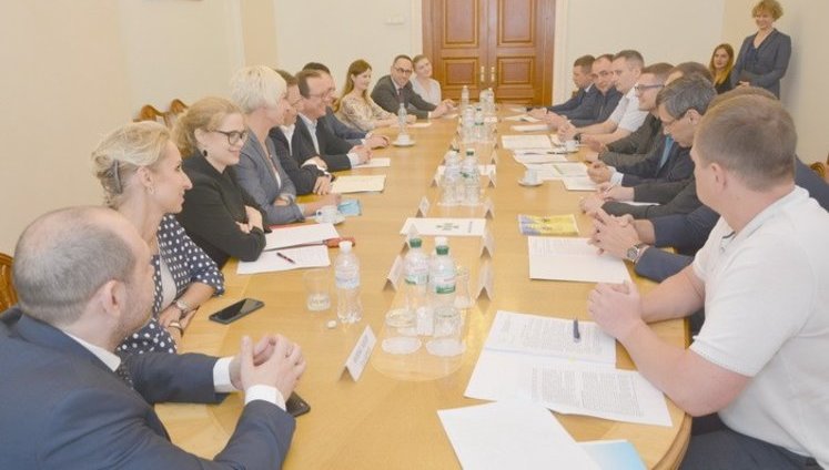 Т.в.о. голови СБУ Баканов зустрівся з представниками бізнесу