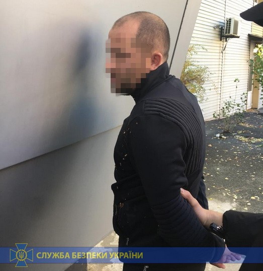 SBU employees detained on suspicion of illegal wiretapping 01