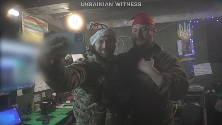 Christmas tree in a dugout, shots, salads and wishes to occupants: New Year’s Eve on frontline 03