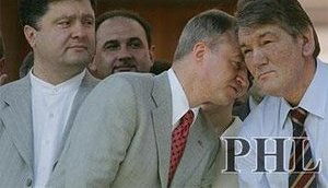 Ющенко уволил Немцова. Третьяков ушел сам.