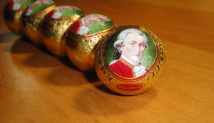 Виробник шоколадних цукерок Mozart оголосив про банкрутство, – ЗМІ