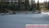 Строительный кран рухнул на проезжую часть в Судаке. ФОТО