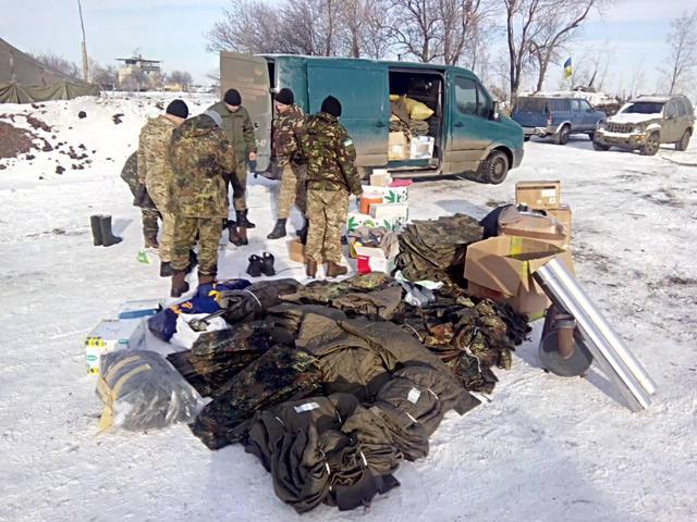 помощь волонтеры