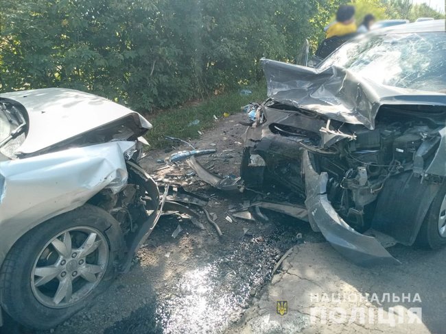 Літня жінка загинула, дівчина постраждала унаслідок ДТП на Харківщині, - поліція 02