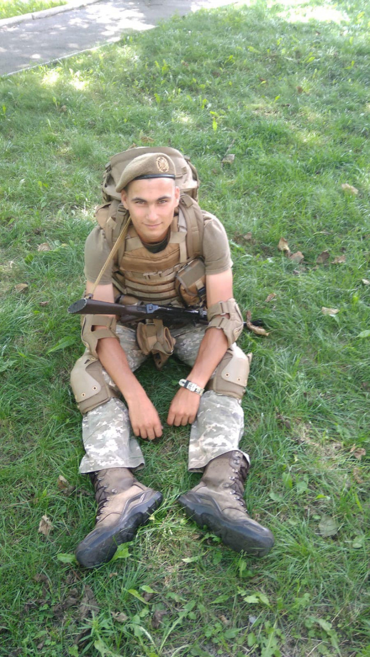 С 23-летним погибшим на Донбассе десантником Ильей Супруном простятся завтра в Днепре 01
