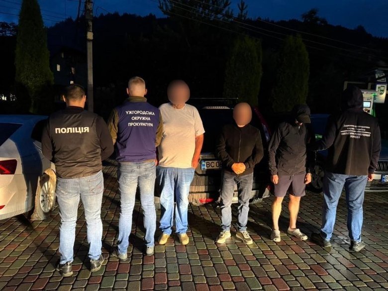 Правоохоронці заблокували три схеми переправлення осіб