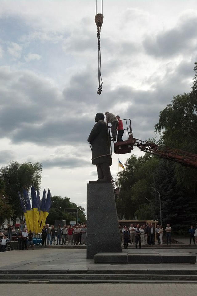 ленин памятник